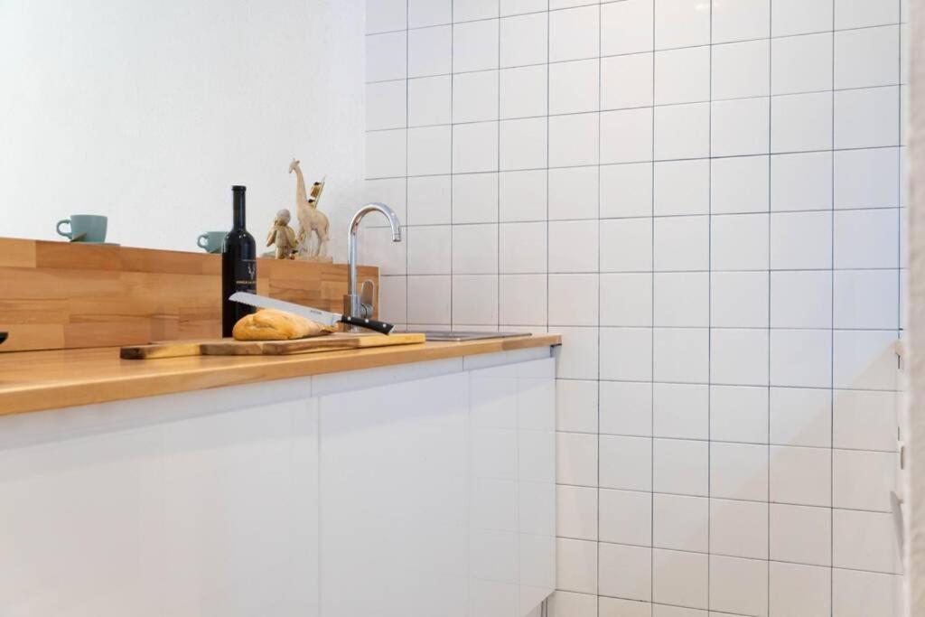 Luxury Apartment Puerta Del Sol City Center Gran Via With Ac Madrid Eksteriør billede